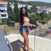  ,   Yuliya, 31 ,     
