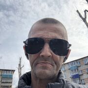  ,   Maxim, 48 ,   ,   , 