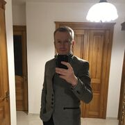  ,   Yevhen, 40 ,   ,   