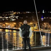  ,  Armen, 29