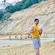  ,   Khalid, 25 ,   ,   