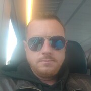  ,   Denis, 33 ,   ,   
