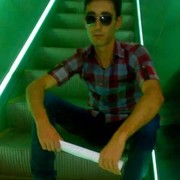  ,   Etan, 39 ,   