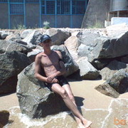  ,  denis, 47