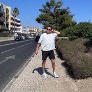  ,   Melov, 37 ,   ,   