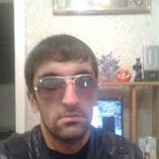 ,   Artur, 38 ,  
