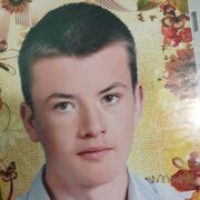  ,  Andrei, 25