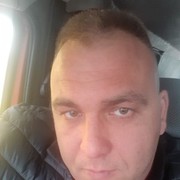  ,   Adrian, 44 ,   ,   , c 