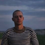  ,  Artem, 24