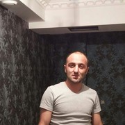  ,  Armen, 36