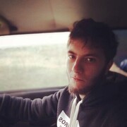  ,  Maksim, 28