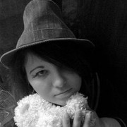  ,   NELLI, 41 ,   
