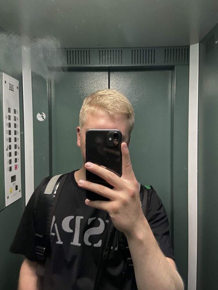  46964351  , 21 ,    
