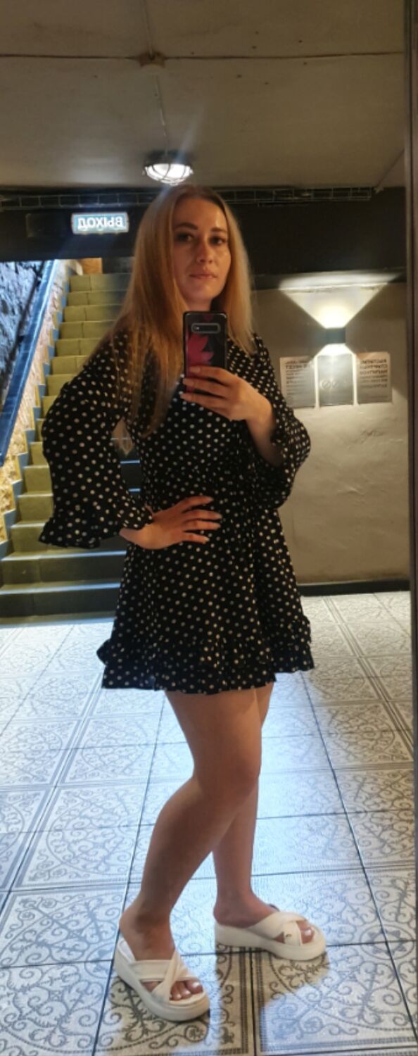  ,   Anastasia, 32 ,   ,   