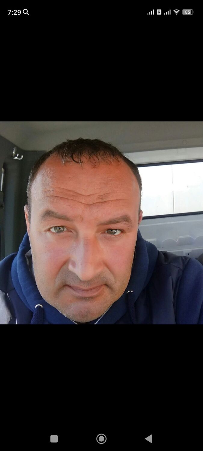  37293501  Vasily, 45 ,    