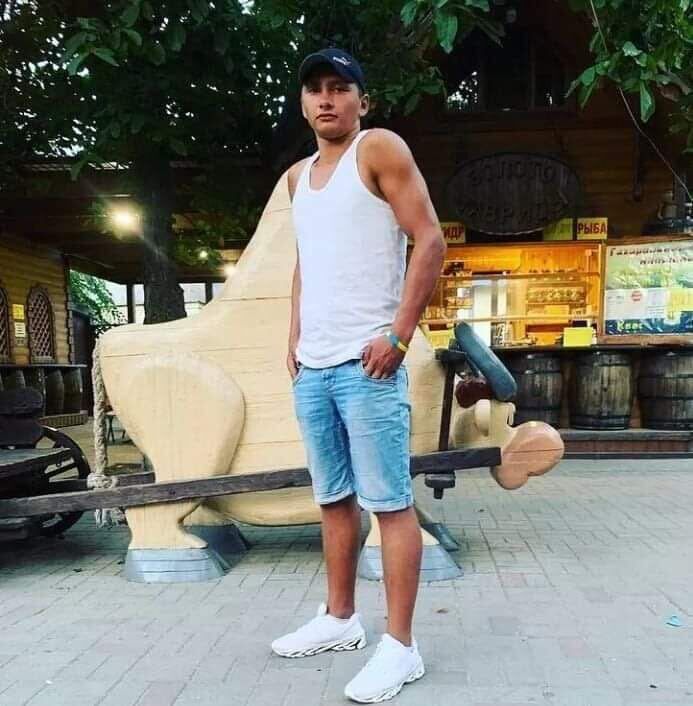  36606631  , 24 ,    