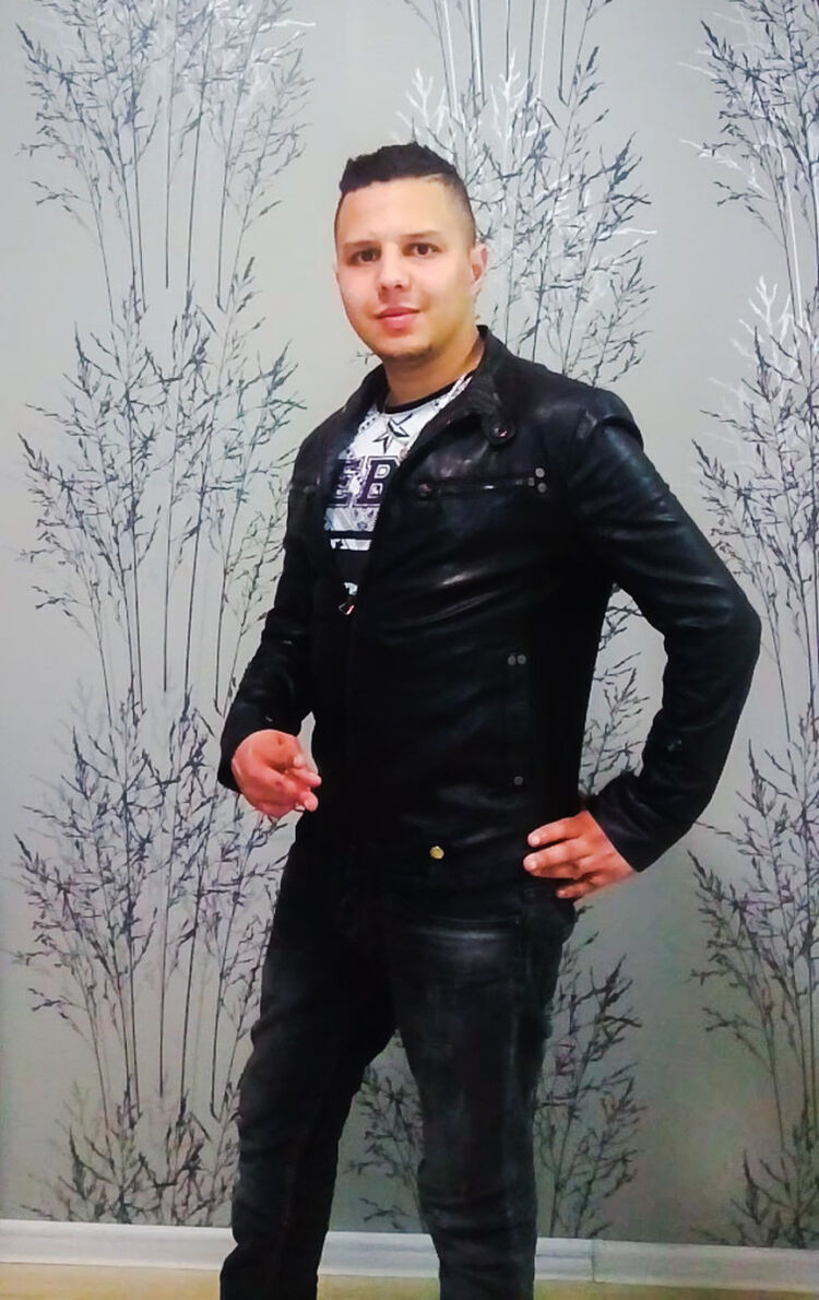 ,   , 32 ,   ,   , c 