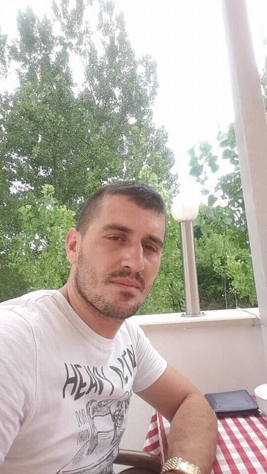  48519431  Kaptanirfan, 36 ,    