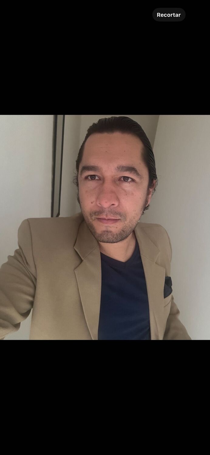  Escaleras,   Lesh, 34 ,   c 