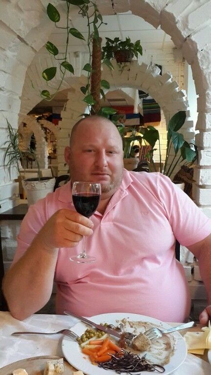  ,   Albert, 48 ,   ,   , c 