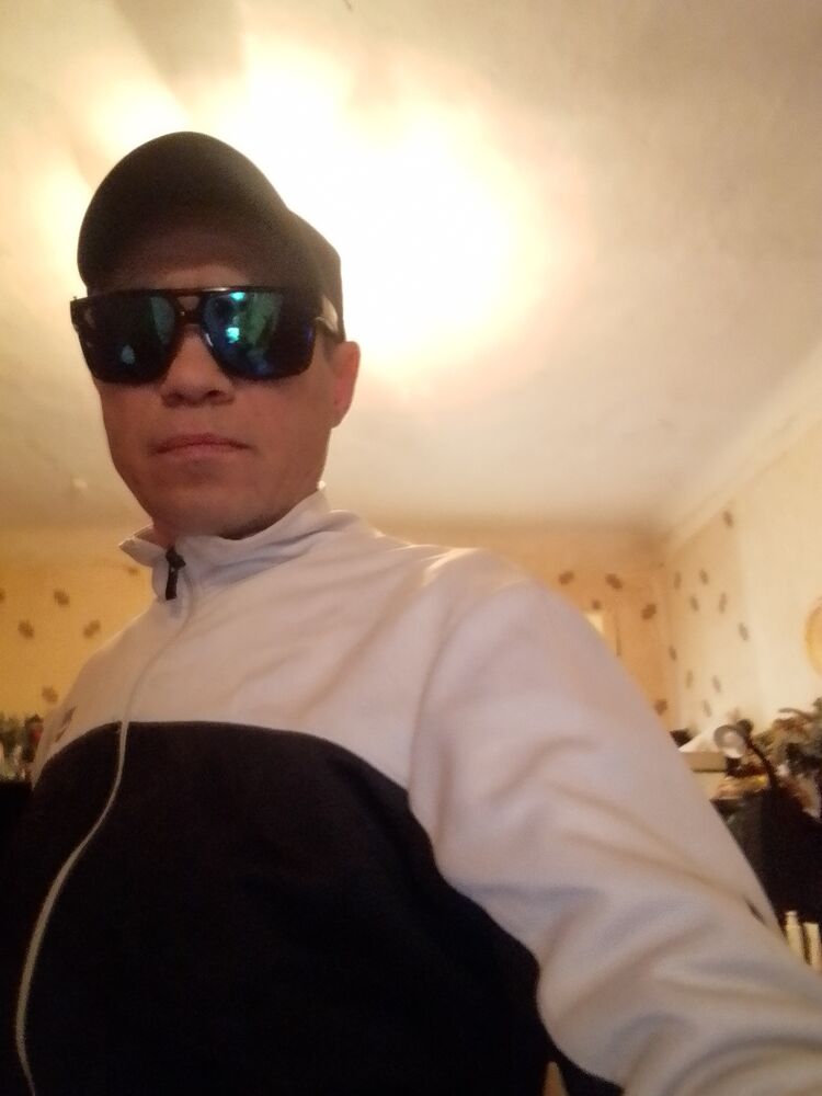  33494851  Pushik, 40 ,    -