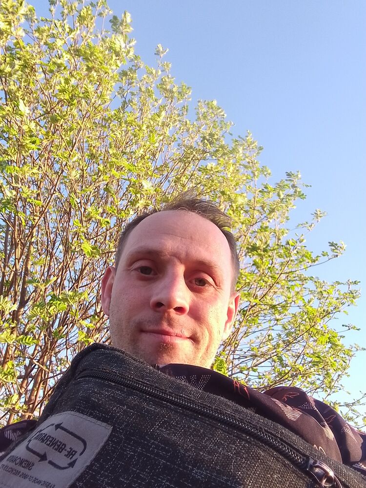  34588571  Timyraliev, 38 ,    