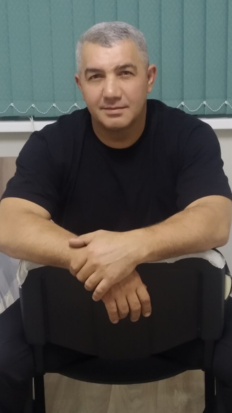 ���� 37058021 ������� Leon, 51 ���, ���� ���������� � �������