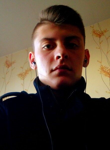  4975931  , 31 ,    Star