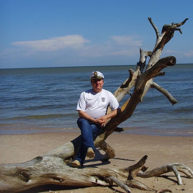  ,   Ludvig, 45 ,   ,   