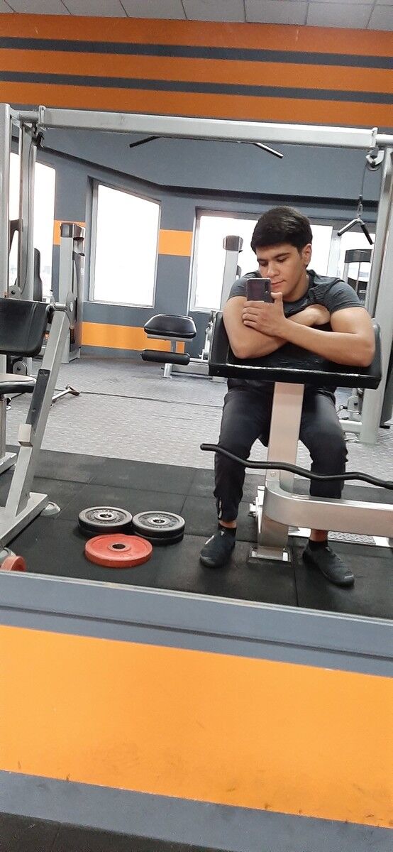  ,   Maxim, 31 ,   ,   , c , 