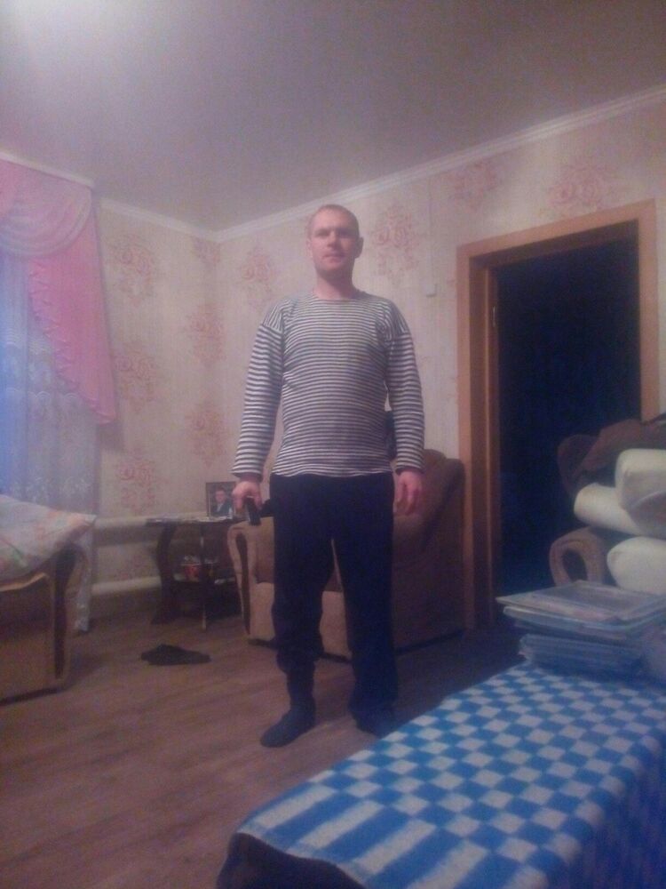  8998351  , 44 ,    