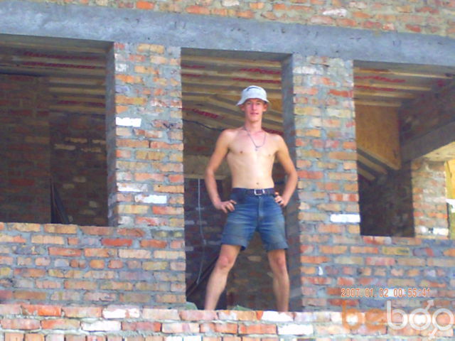  1326951  Ivan, 41 ,    