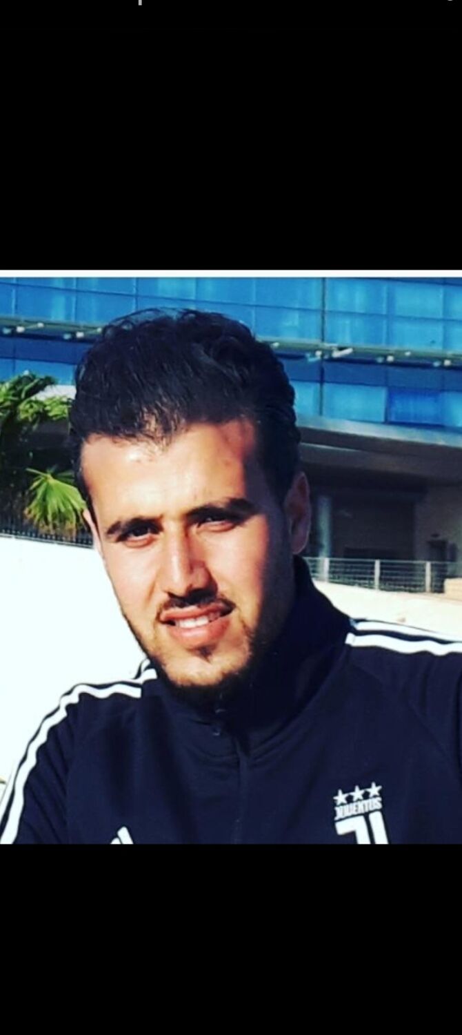  53790251  Walid, 33 ,    Algiers