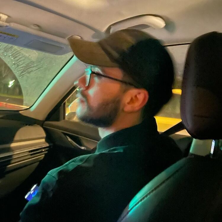  50405291  , 29 ,    Utopia