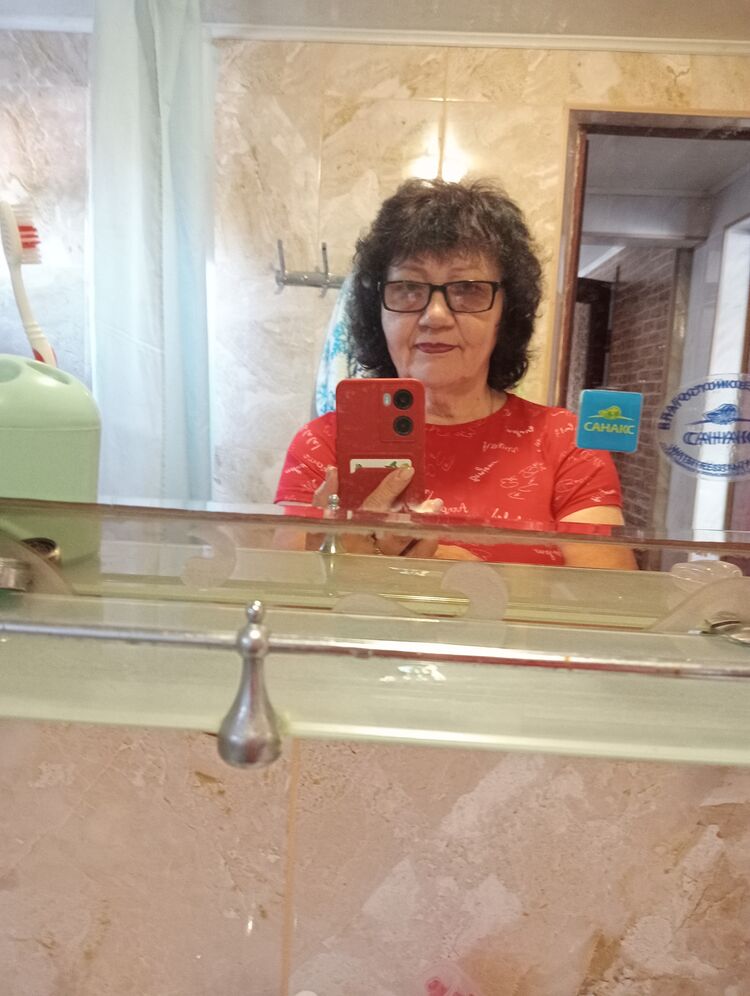  46628331  Svetlana, 67 ,    