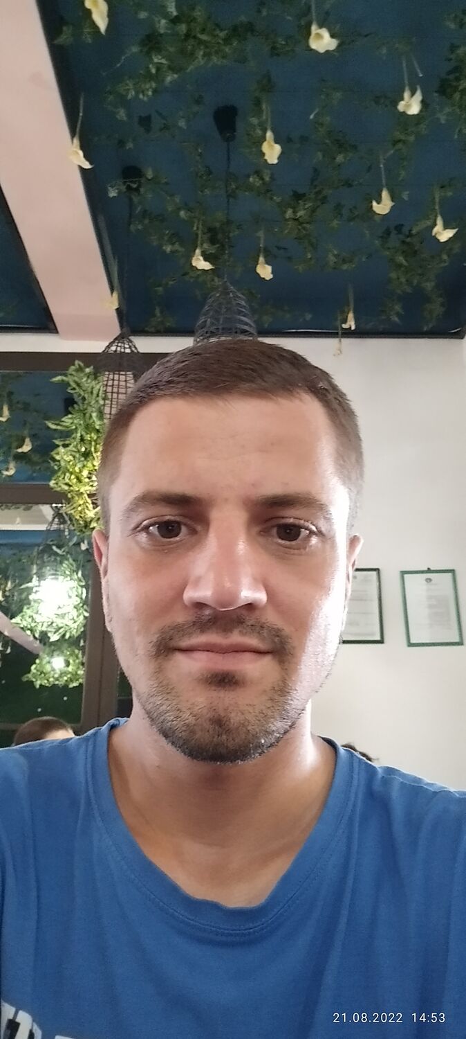  ,   Marin, 32 ,   c 