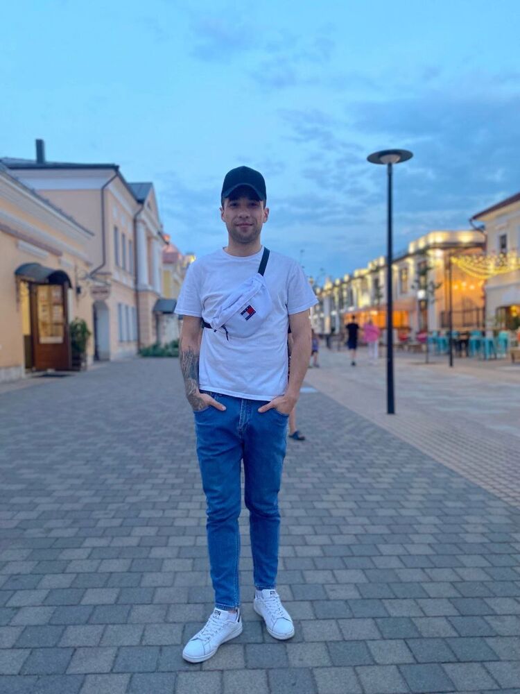  51376801  Johnysorokin, 31 ,    Deleted