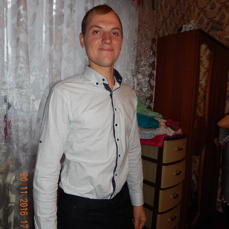  8511151  Ghena, 31 ,    