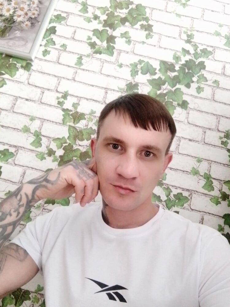  46712981  , 37 ,    