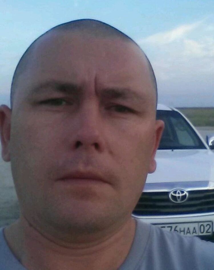  15057551  , 44 ,    -