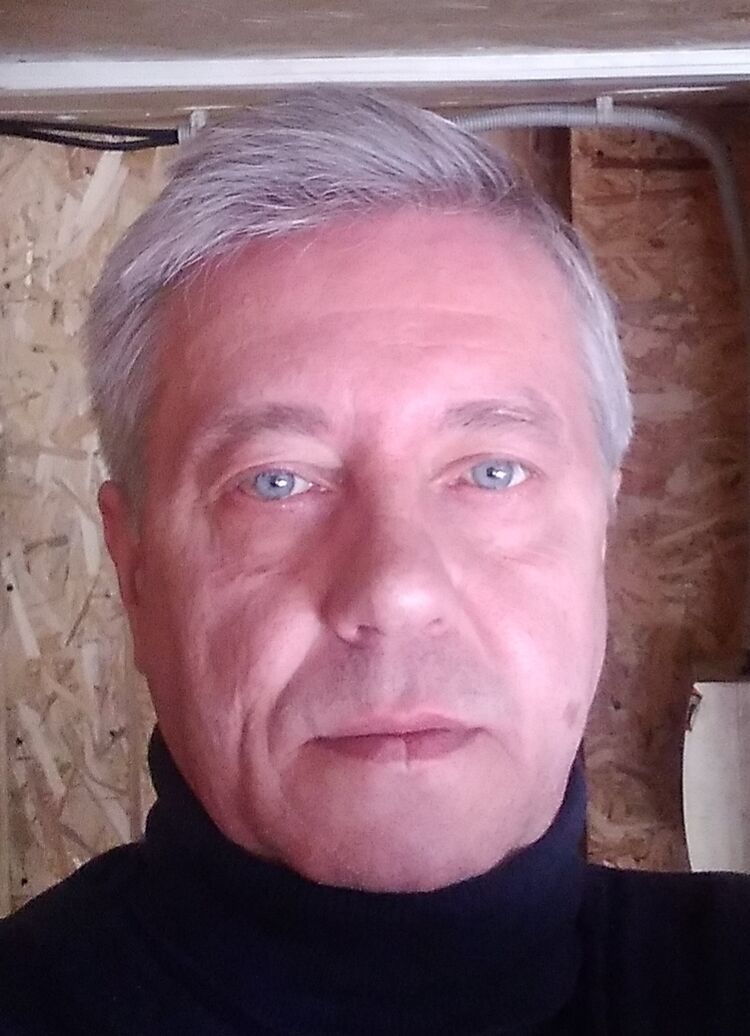  32101681  , 53 ,    