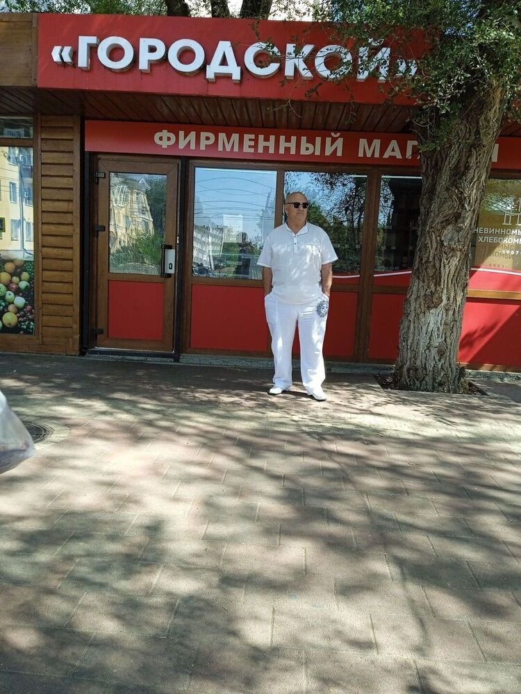  38607671  , 62 ,    