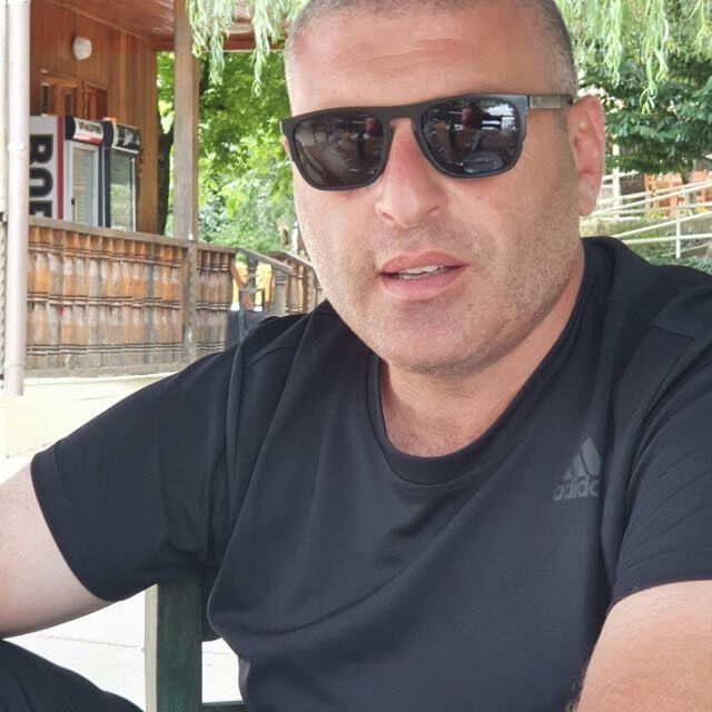  37152331  Sergo, 46 ,    Boyalik
