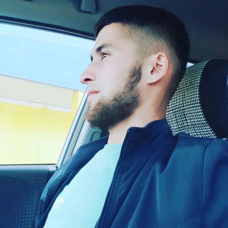  -,   Shohruh, 25 ,  
