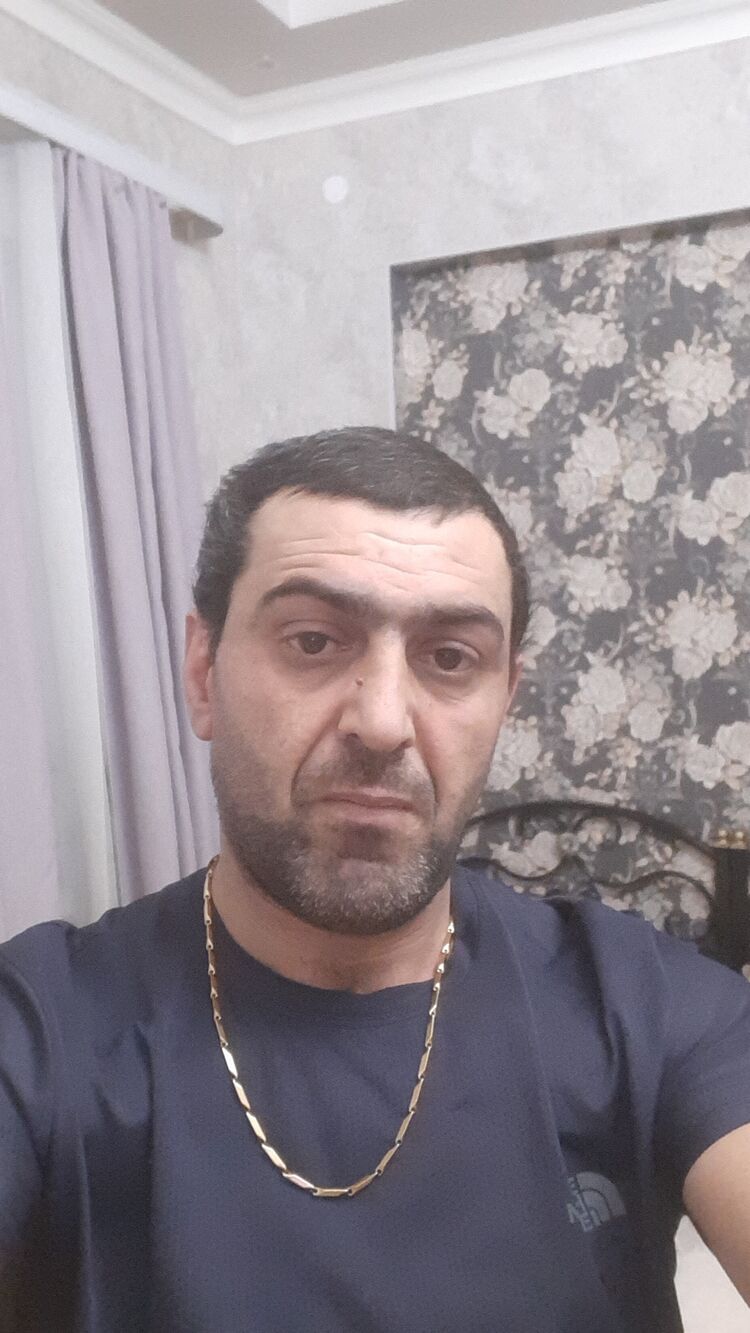  52584891  Edgar, 40 ,    