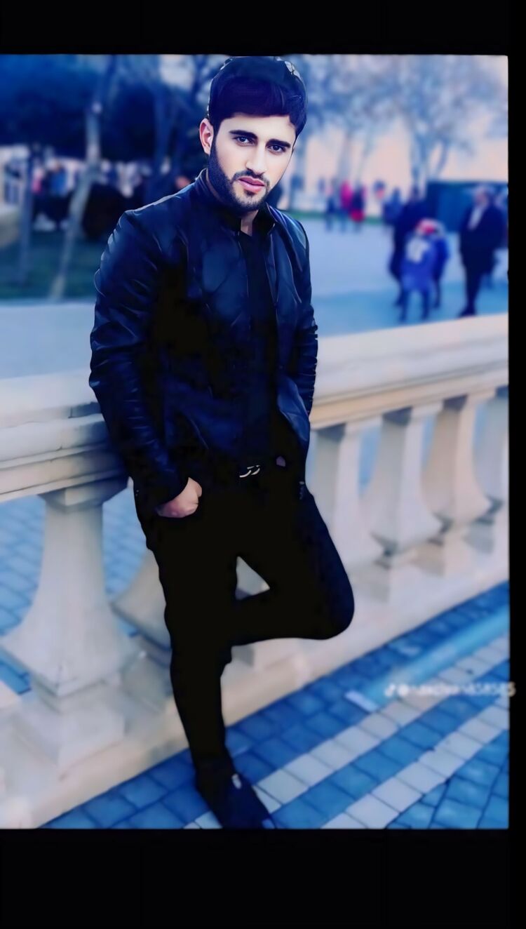  44185501  Baku, 30 ,    