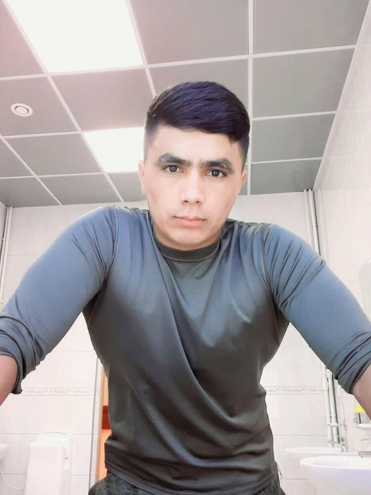  ,   Jonik, 31 ,   ,   