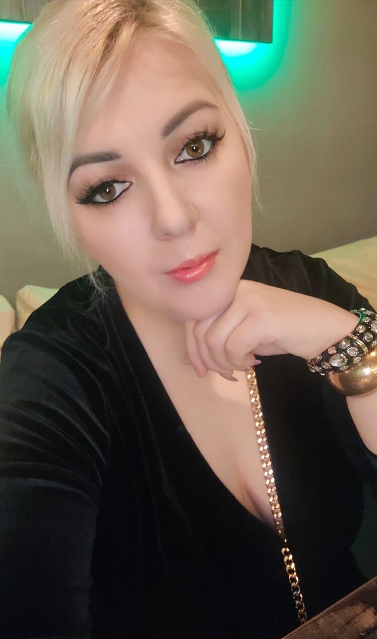  48466371  Marina, 40 ,    