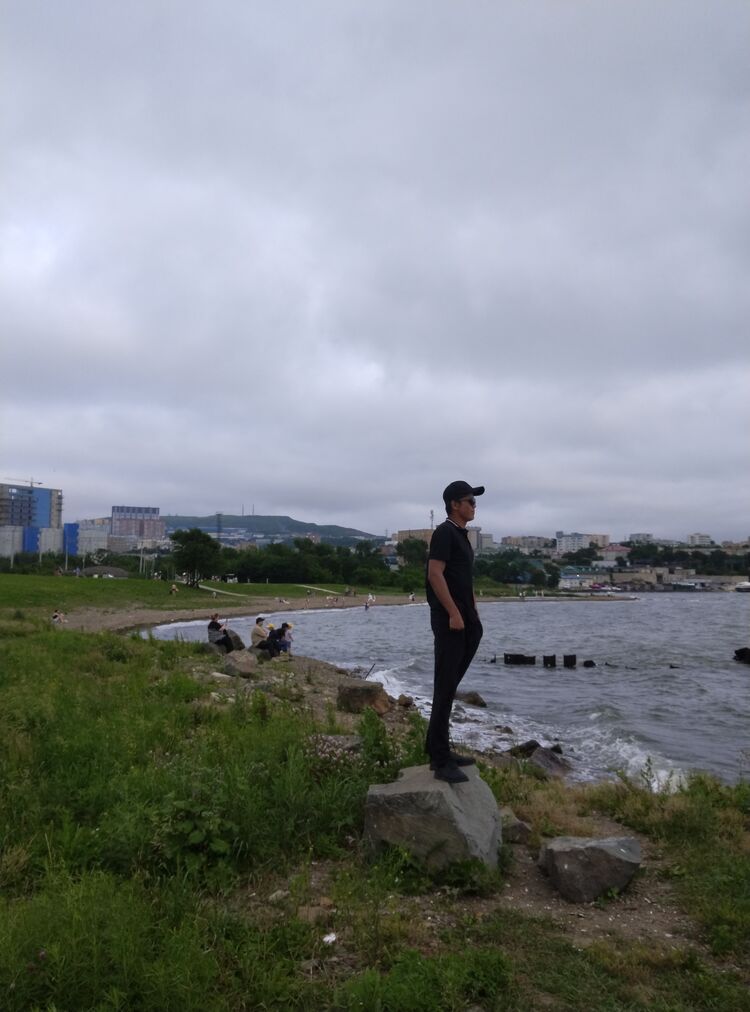  48113781  Xayrullajon, 26 ,    