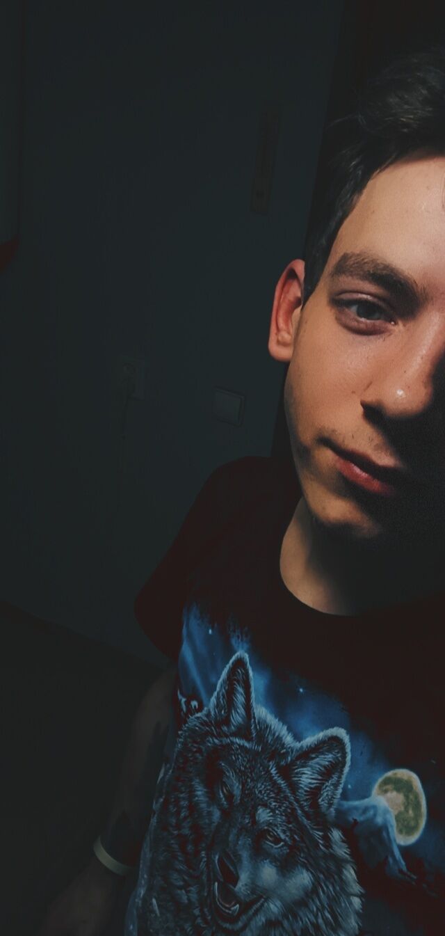  ,   Andzej, 23 ,   ,   